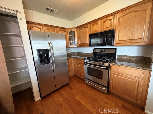 Detail Gallery Image 3 of 11 For 508 Monika Ct, Beaumont,  CA 92223 - 2 Beds | 2 Baths