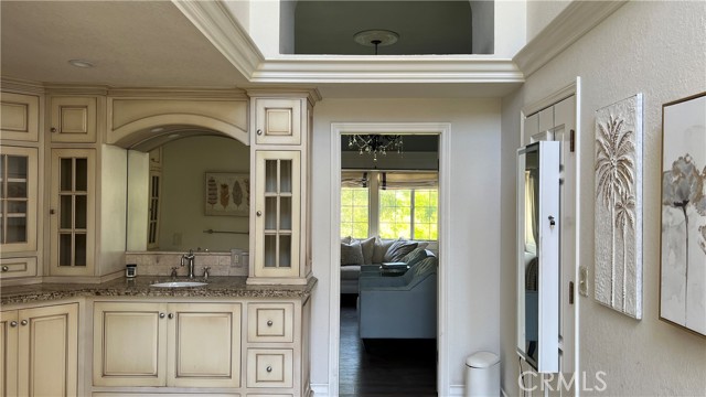 15529 Saddleback Road, Canyon Country CA: https://media.crmls.org/medias/5492814c-2fce-478e-9d49-d5006d1ee012.jpg