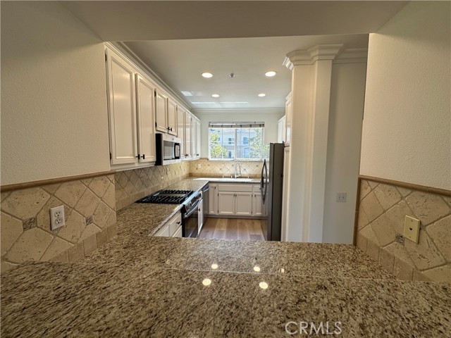 3409 S Main Street, Santa Ana CA: https://media.crmls.org/medias/54931fa8-b8d8-4a16-a93f-0944abf26a9b.jpg