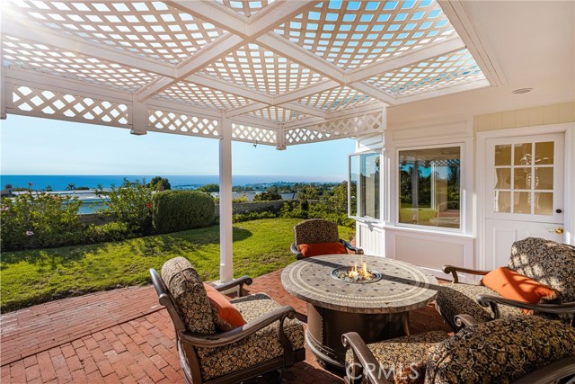 Detail Gallery Image 14 of 40 For 2707 Island View, Corona Del Mar,  CA 92625 - 4 Beds | 2/1 Baths