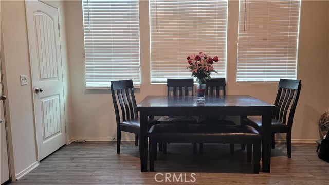 30490 Downtown Way, Menifee CA: https://media.crmls.org/medias/54938ba6-13a5-461a-b27f-6844e58ca7ae.jpg