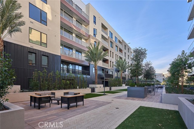 3201 Rivington, Irvine CA: https://media.crmls.org/medias/54948e2e-7098-4e16-91b1-96467ec7d922.jpg