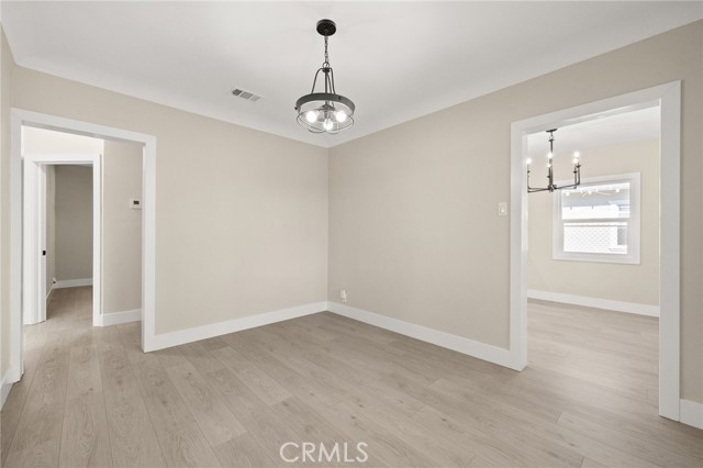 Detail Gallery Image 9 of 20 For 709 E 9th St, Pomona,  CA 91766 - 4 Beds | 2 Baths
