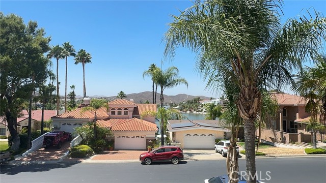 22547 Cascade, Canyon Lake CA: https://media.crmls.org/medias/5497181d-4d7f-42f9-b8cb-24c458292536.jpg