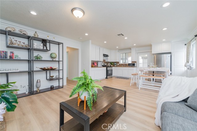 Detail Gallery Image 7 of 37 For 509 Sandy Hook Ave, La Puente,  CA 91744 - 4 Beds | 2/1 Baths