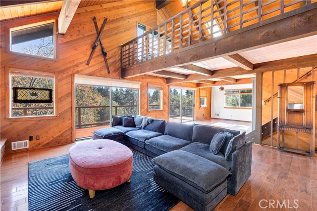 Detail Gallery Image 6 of 47 For 24863 Ponderosa, Idyllwild,  CA 92549 - 3 Beds | 2/1 Baths