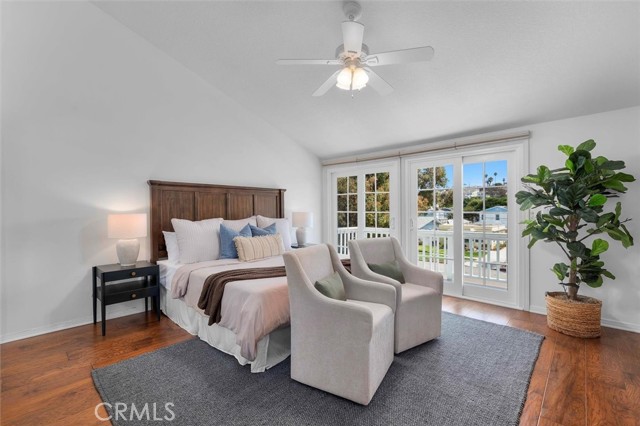 Detail Gallery Image 12 of 20 For 515 S Broadway #B,  Redondo Beach,  CA 90277 - 2 Beds | 2/1 Baths