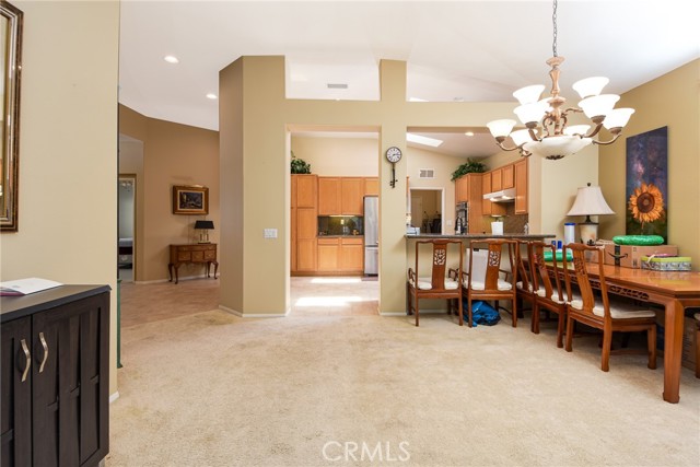 24182 Via Llano, Murrieta CA: https://media.crmls.org/medias/5497dfd1-fd5a-4d13-a311-6b2749409951.jpg