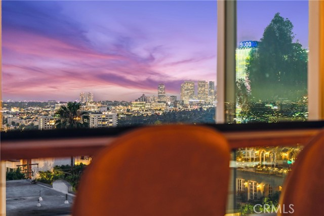 1264 Ozeta Terrace, West Hollywood CA: https://media.crmls.org/medias/549818c4-ab2e-4f94-b432-b02501ee9aa7.jpg