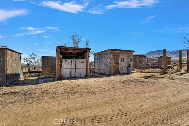 Detail Gallery Image 45 of 47 For 27002 via Seco St, Apple Valley,  CA 92308 - 4 Beds | 2 Baths