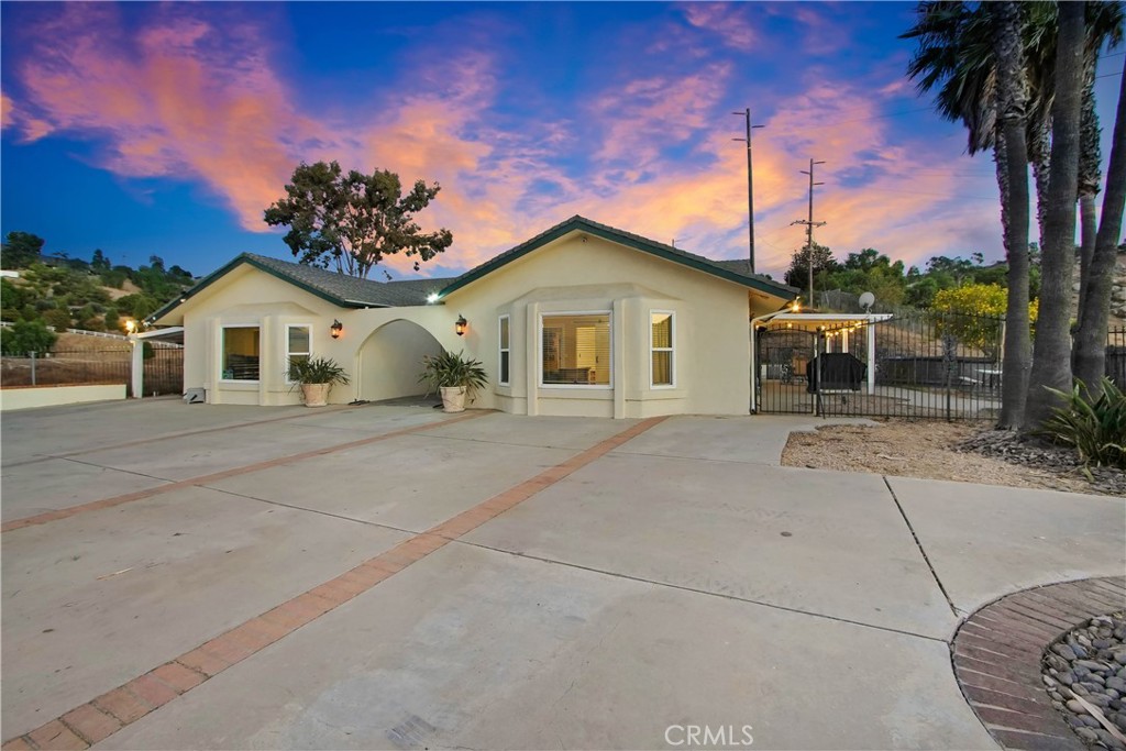 8555 Pigeon Pass Road