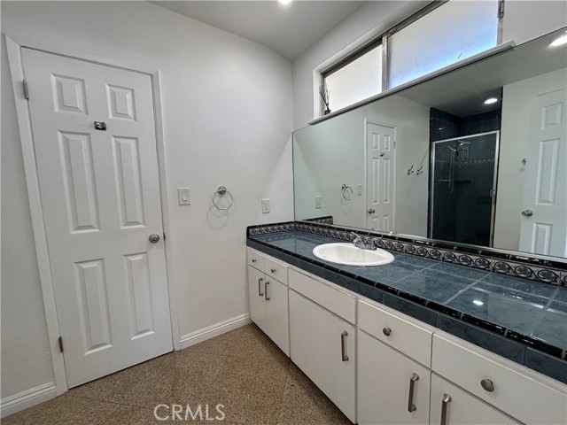 Detail Gallery Image 17 of 30 For 24010 Hatteras, Woodland Hills,  CA 91367 - 4 Beds | 2 Baths