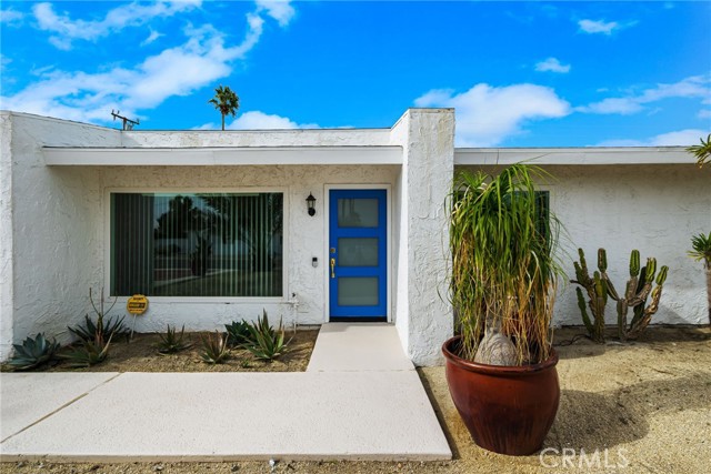 Detail Gallery Image 9 of 51 For 2303 N Magnolia, Palm Springs,  CA 92262 - 4 Beds | 2 Baths