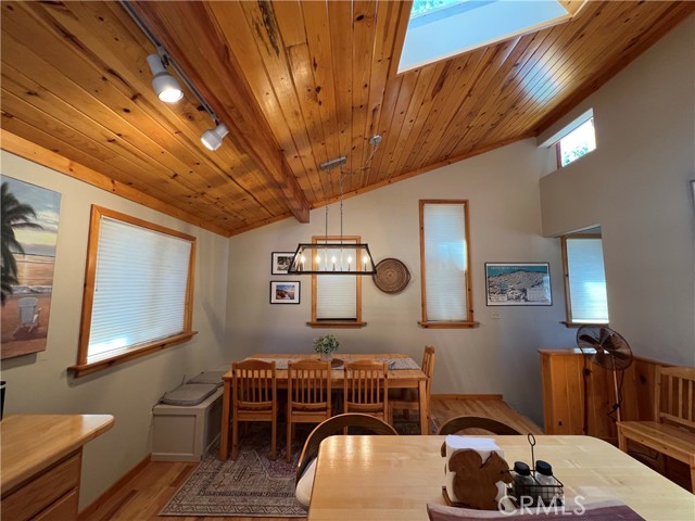 Detail Gallery Image 34 of 46 For 33478 Angeles Dr, Green Valley Lake,  CA 92341 - 2 Beds | 2 Baths
