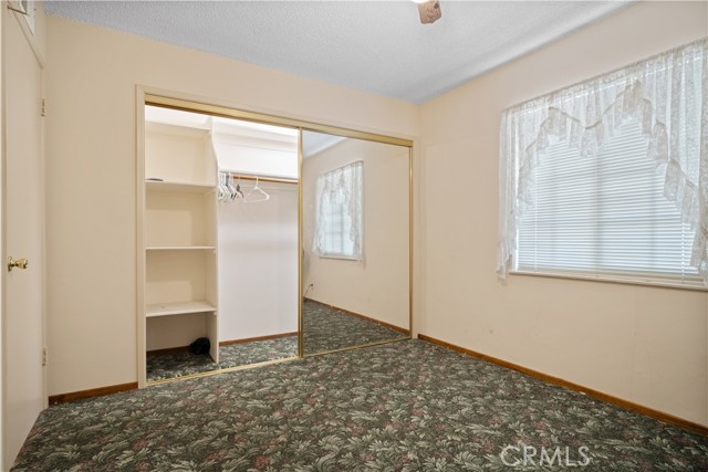 5422 Golondrina Drive, San Bernardino CA: https://media.crmls.org/medias/549b6129-9386-47b2-a75f-7e8854bf8311.jpg