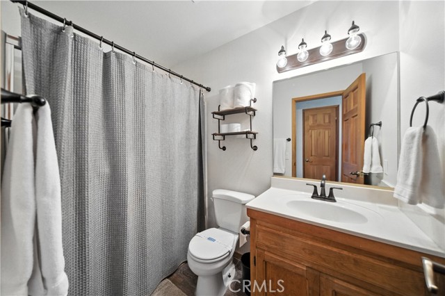 Detail Gallery Image 36 of 50 For 39122 Starview Ln, Big Bear Lake,  CA 92315 - 3 Beds | 2/1 Baths