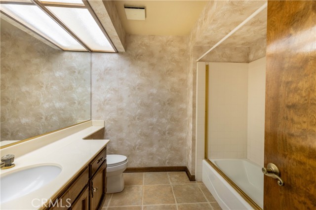 Detail Gallery Image 33 of 46 For 6268 Riviera Cir, Long Beach,  CA 90815 - 3 Beds | 2 Baths