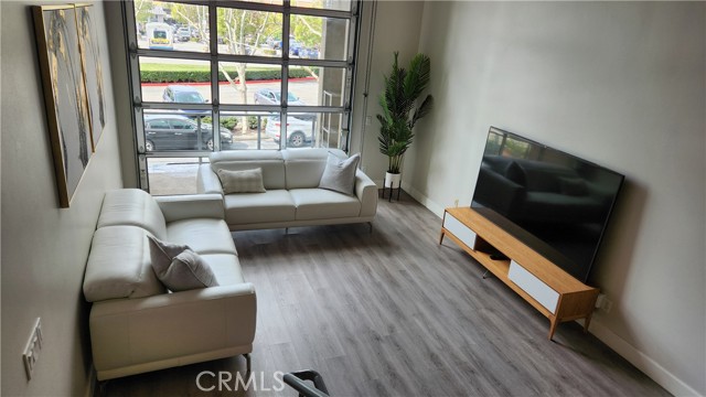 Detail Gallery Image 12 of 18 For 171 E City Place Dr, Santa Ana,  CA 92705 - 1 Beds | 2/1 Baths