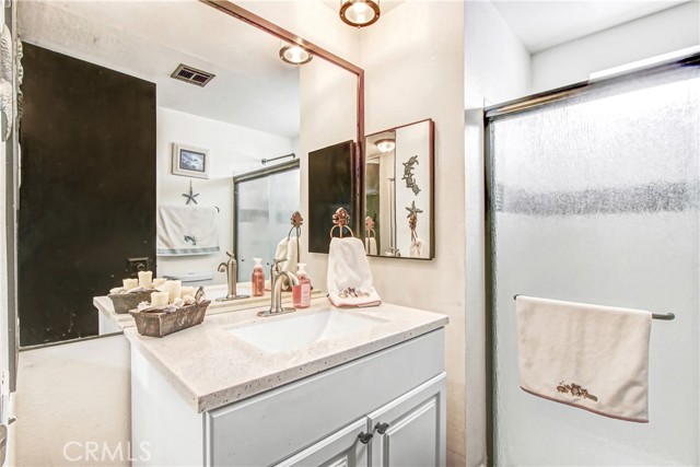 Detail Gallery Image 10 of 17 For 2851 S La Cadena Dr #22,  Colton,  CA 92324 - 3 Beds | 2 Baths