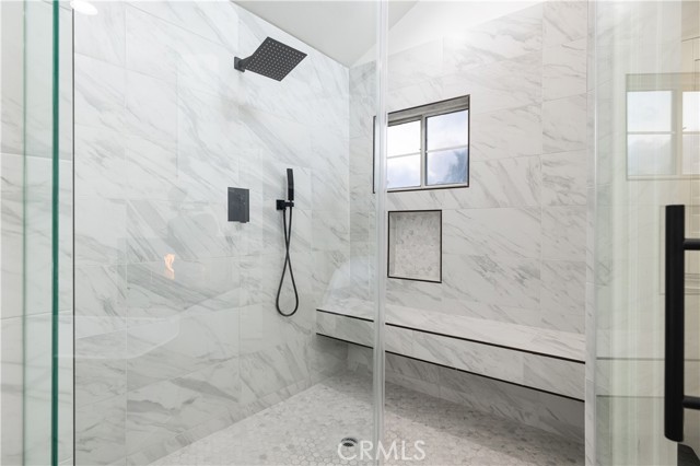 2295 La Playa N Drive, Costa Mesa CA: https://media.crmls.org/medias/549c20f4-c063-4231-bf08-2bcd1c8e5434.jpg