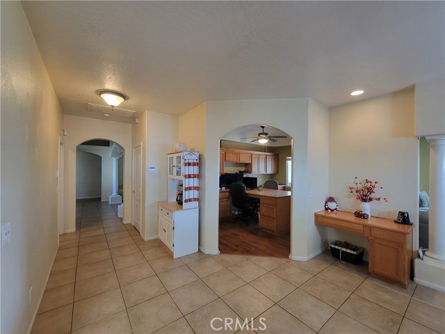 7022 Rio Vista, Hesperia CA: https://media.crmls.org/medias/549c5438-fac1-4352-8d47-e85c300f6d72.jpg