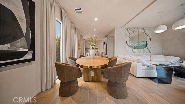 Detail Gallery Image 10 of 45 For 8840 Ashcroft Ave, West Hollywood,  CA 90048 - 3 Beds | 4 Baths