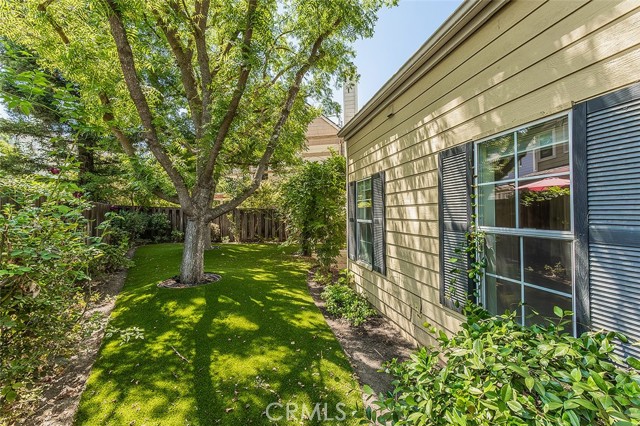 Detail Gallery Image 49 of 52 For 1094 E Monticello Cir, Fresno,  CA 93720 - 4 Beds | 2 Baths