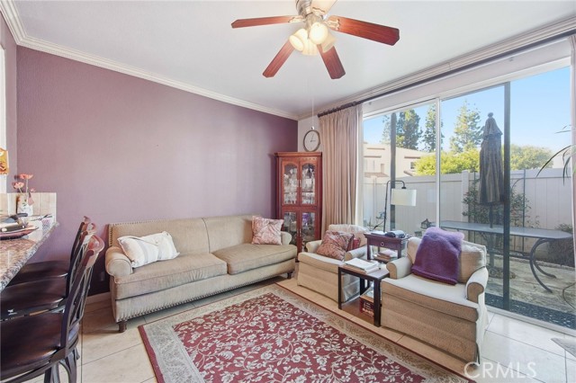 Detail Gallery Image 13 of 26 For 2131 Almeria St #102,  Corona,  CA 92879 - 3 Beds | 2/1 Baths