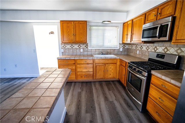 Detail Gallery Image 3 of 23 For 21301 E Greenhaven, Covina,  CA 91724 - 3 Beds | 2 Baths