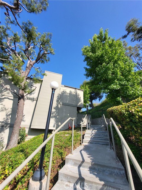 15775 Midwood Drive, Granada Hills CA: https://media.crmls.org/medias/549f86f5-6767-450a-beb8-4201ba80f8f5.jpg