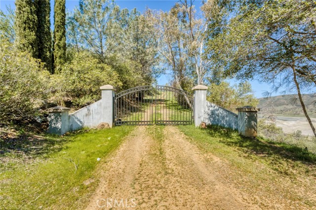 Detail Gallery Image 2 of 17 For 12806 San Joaquin Ave, Clearlake,  CA 95422 - – Beds | – Baths