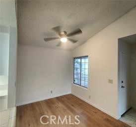 Detail Gallery Image 6 of 13 For 3851 Amberly Dr #E,  Inglewood,  CA 90305 - 3 Beds | 2 Baths