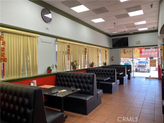 18438 E Colima Road, Rowland Heights CA: https://media.crmls.org/medias/54a1e7c4-ec97-433e-ad93-04cf55094675.jpg