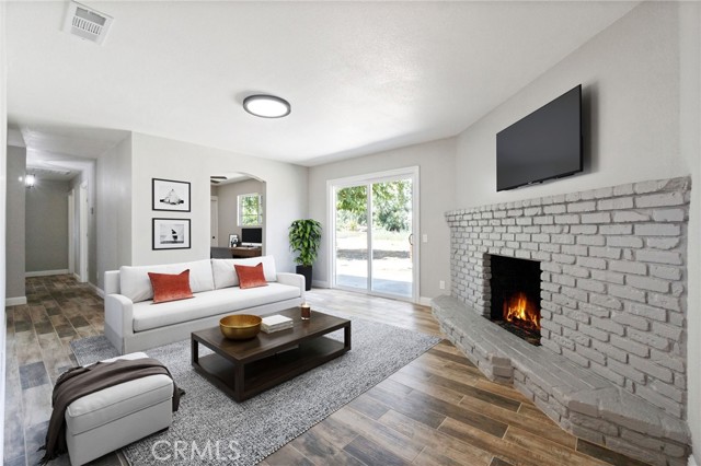 Livingroom - virtually staged