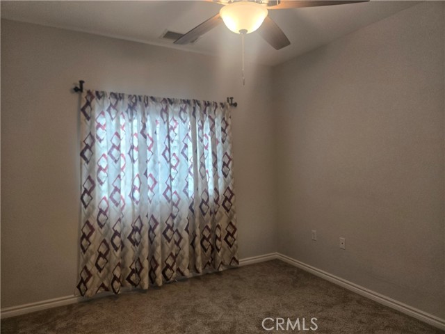 Detail Gallery Image 15 of 37 For 10438 7th, Hesperia,  CA 92345 - 4 Beds | 3 Baths