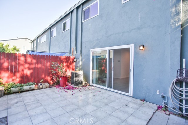 Detail Gallery Image 10 of 10 For 7114 Santa Isabel Cir, Buena Park,  CA 90620 - 3 Beds | 1/1 Baths