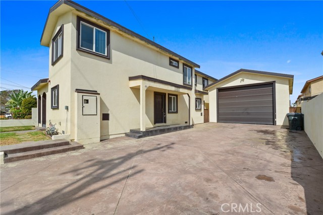 Detail Gallery Image 4 of 33 For 9261 Cedar, Bellflower,  CA 90706 - 5 Beds | 3 Baths