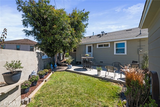 1414 W 13th Street, San Pedro CA: https://media.crmls.org/medias/54a462a4-0f52-4680-9810-5a18121f8c02.jpg