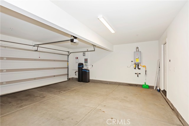 Detail Gallery Image 25 of 28 For 16546 Biola Pl, Victorville,  CA 92395 - 4 Beds | 3 Baths