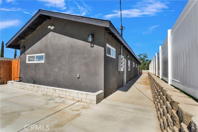 Detail Gallery Image 1 of 23 For 5470 N Mountain View Ave, San Bernardino,  CA 92405 - 2 Beds | 2 Baths