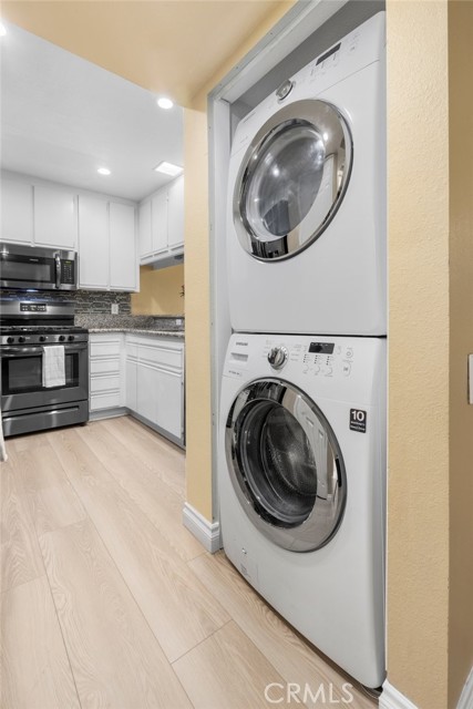 3605 E Anaheim Street, Long Beach CA: https://media.crmls.org/medias/54a5c170-c638-45ee-aebb-54dcf6250c14.jpg