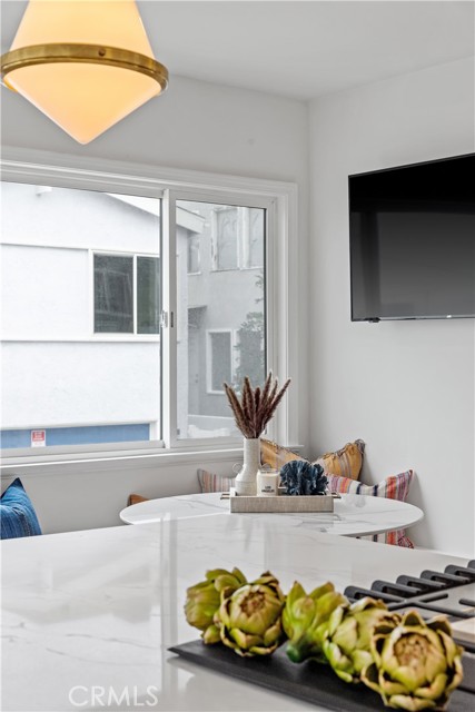 212 41st Street, Manhattan Beach, California 90266, ,Residential Income,Sold,41st,SB23072374