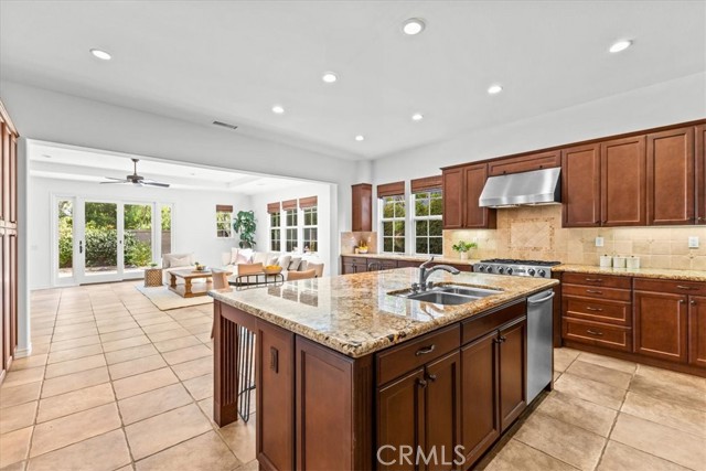 31521 Paseo Campeon, San Juan Capistrano CA: https://media.crmls.org/medias/54a60fef-c001-4d7b-b7ad-8464c8ed53b9.jpg
