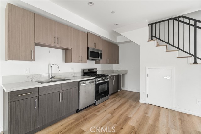 959 N Acacia, Compton CA: https://media.crmls.org/medias/54a660e5-e6a2-4fdb-8454-33ca9a185097.jpg