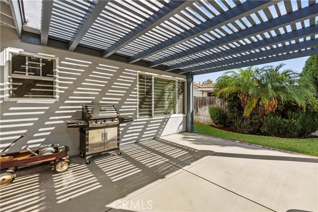 Detail Gallery Image 36 of 43 For 23668 via Delfina, Valencia,  CA 91355 - 4 Beds | 3 Baths
