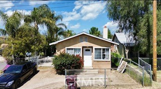 This is the perfect starter home. The home features 3 bedrooms and 2 bathrooms with a BONUS ROOM that can serve as a guest bedroom, with 1417 square feet of living space. Well kept home with several touch ups like new beautiful flooring and both bathrooms remodel. Spacious living room for relaxation with a lot more to offer. Seller prefers to sell along with a separate lot right behind and connected to the home. Seller is ready and motivated to sell along with APN# 350-103-001 concurrently. Step outside to a dream backyard, perfect for entertaining and lots of space for summer barbecues, which is just around the corner. Come and see Move-in-Ready!!!