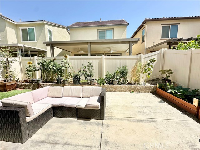 3149 E Painted Crescent Street, Ontario CA: https://media.crmls.org/medias/54a711a5-bdc2-45dc-9942-fe51fdc46443.jpg
