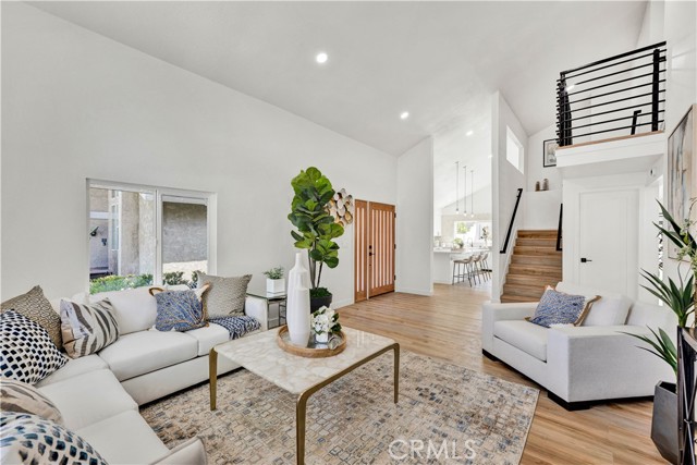 Image 10 of 50 For 17837 San Rafael Street