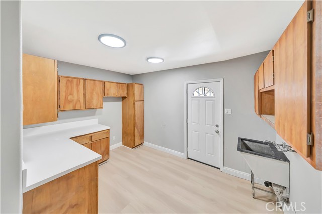 Detail Gallery Image 28 of 41 For 44516 Fern, Lancaster,  CA 93534 - 3 Beds | 2 Baths