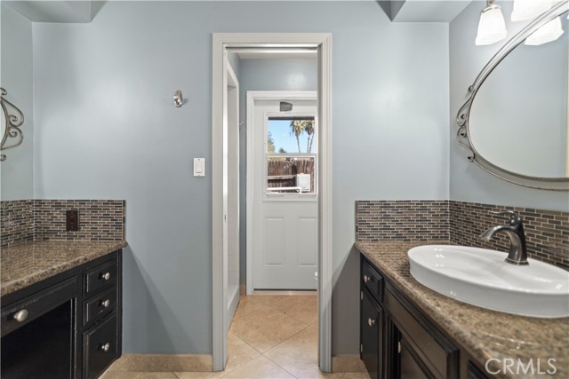 Detail Gallery Image 23 of 46 For 7805 Westdumfries Ct, Bakersfield,  CA 93309 - 4 Beds | 2 Baths